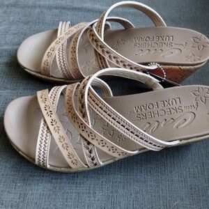 Skechers Cali Women's Tan Sandals